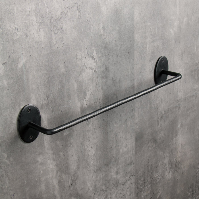 Fayesia - Towel Rail - Oval Finish